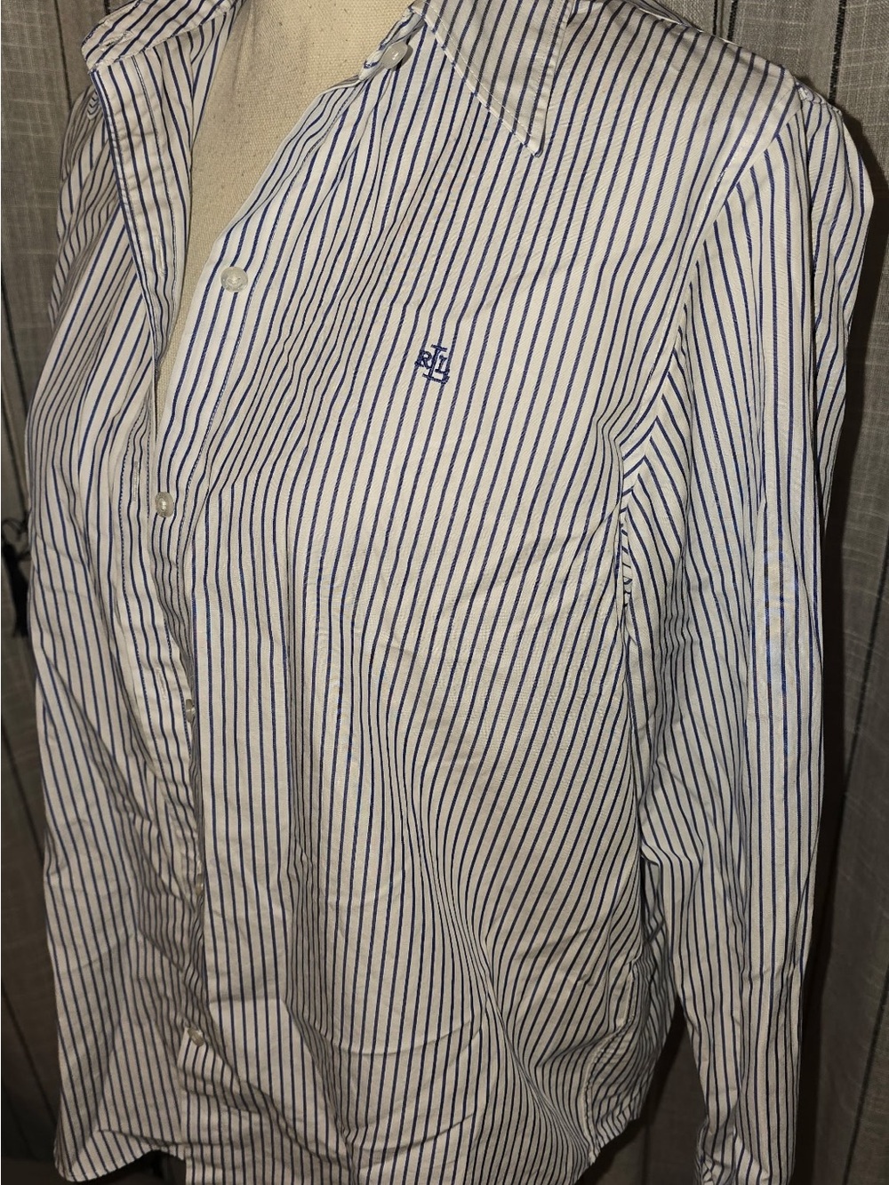 Ralph Lauren White Shirt with Blue Pinstripes - Picture 2 of 4